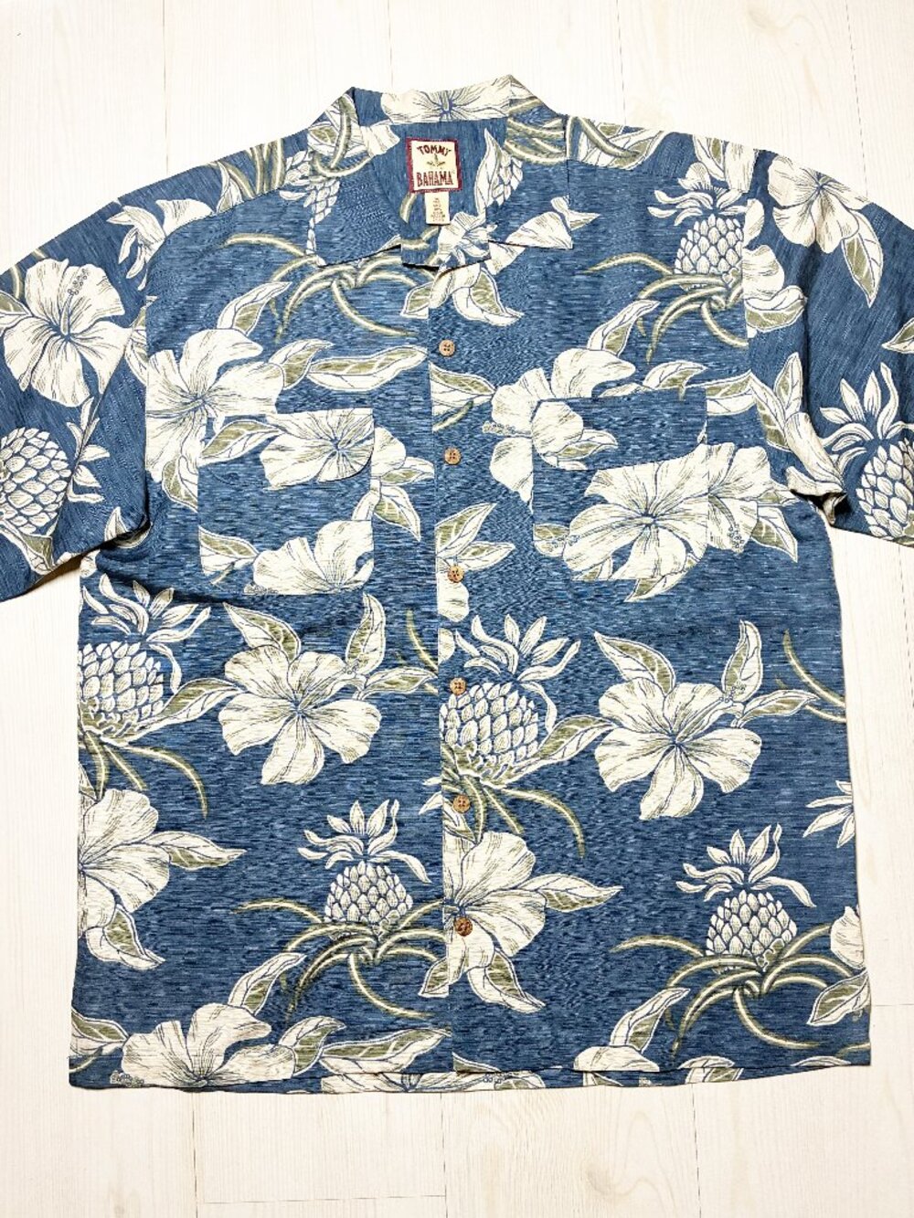 Tommy Bahama Men's M Silk Linen HawaiianCamp Shirt Blue Floral Pineapple RN86549
